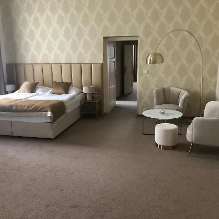 Panství Hotel 3*