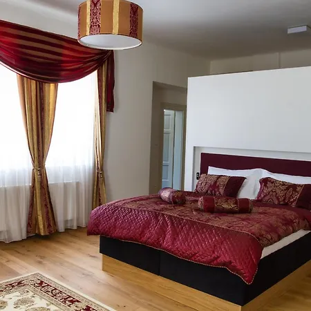 Panství Hotel Dlouhá Lhota